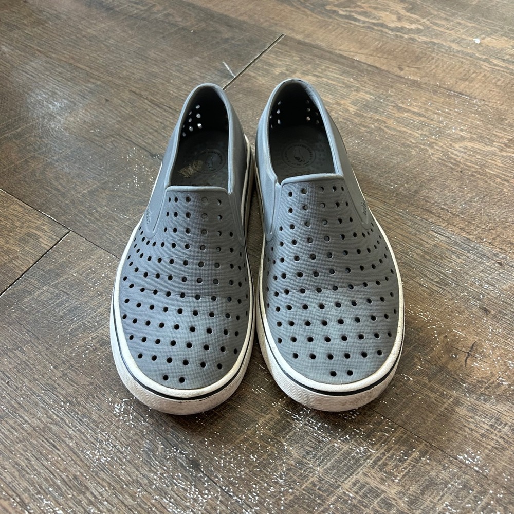 Native Miles Grey Slip‎ On Waterproof EVA Shoes Mens 4 Womens 6